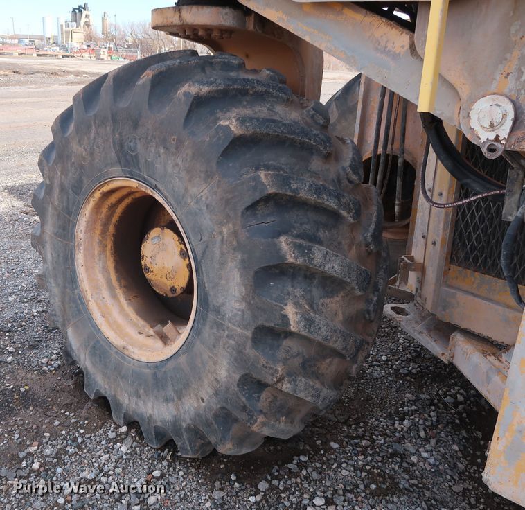 image for item GD9942 1995 CMI RS-650 reclaimer