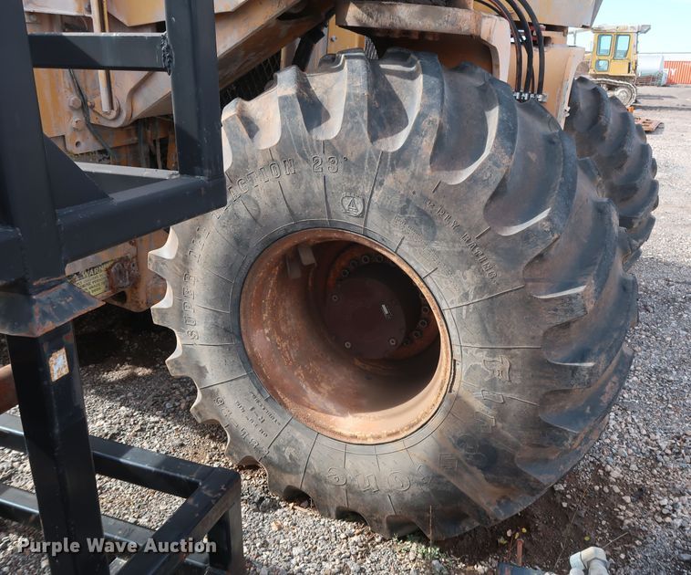 image for item GD9942 1995 CMI RS-650 reclaimer