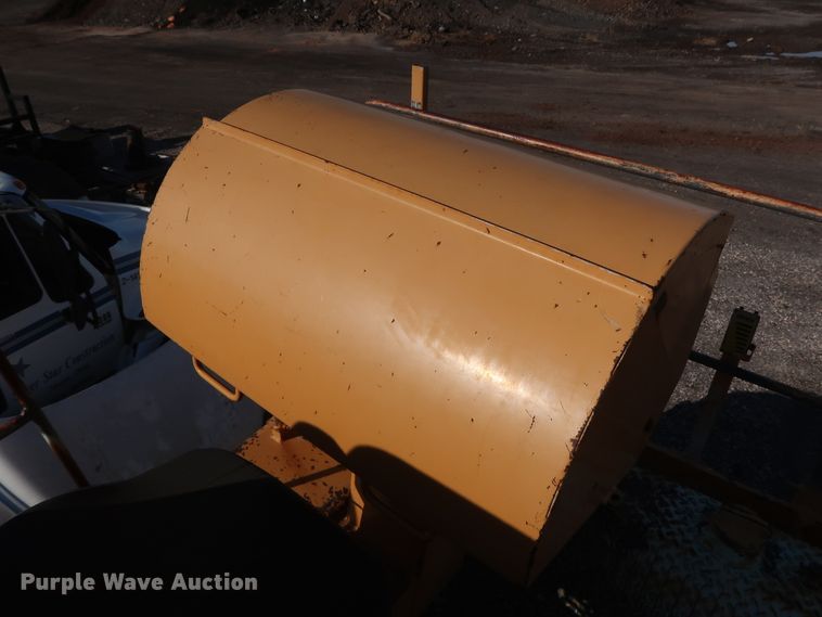 image for item GD9943 1999 CMI RS-500B reclaimer