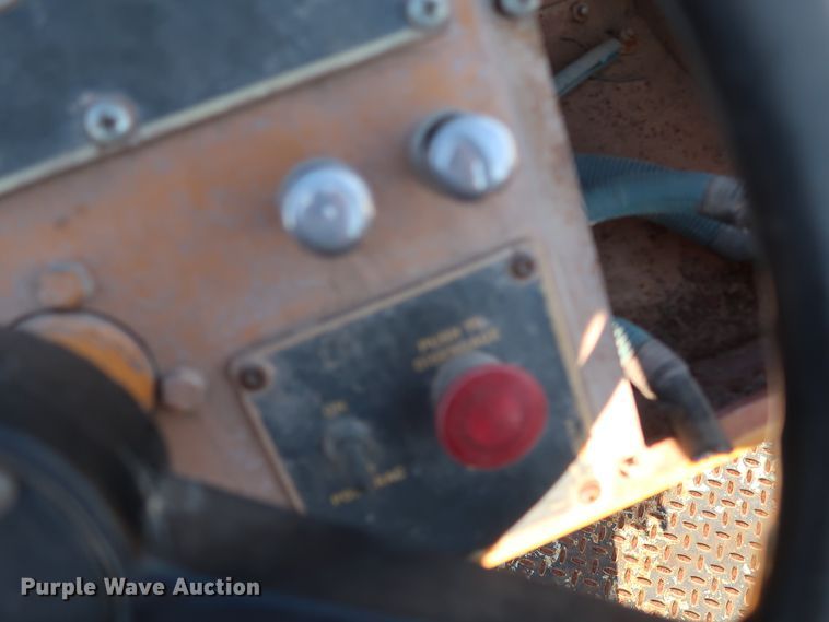 image for item GD9943 1999 CMI RS-500B reclaimer