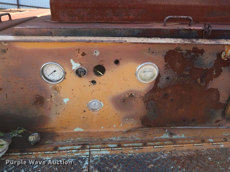 image for item GD9943 1999 CMI RS-500B reclaimer