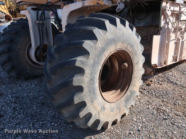 image for item GD9943 1999 CMI RS-500B reclaimer