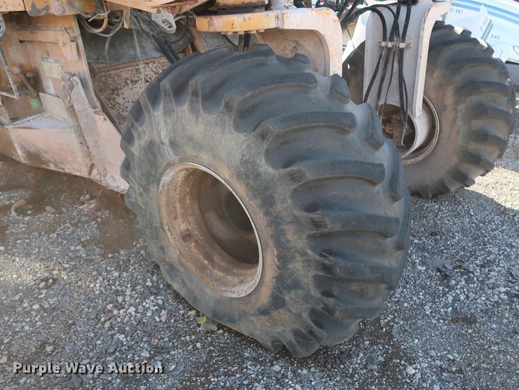 image for item GD9943 1999 CMI RS-500B reclaimer