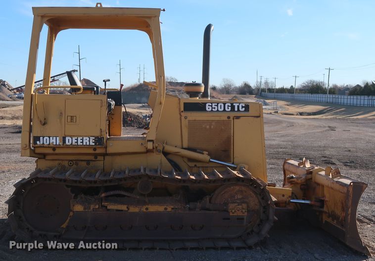 image for item GD9944 1993 John Deere 650G TC dozer