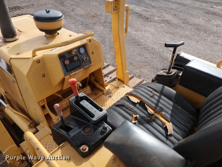 image for item GD9944 1993 John Deere 650G TC dozer