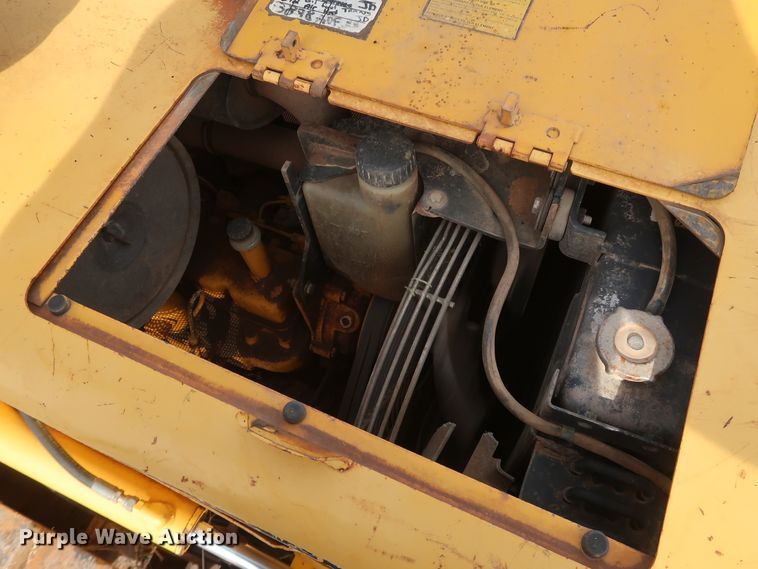 image for item GD9944 1993 John Deere 650G TC dozer