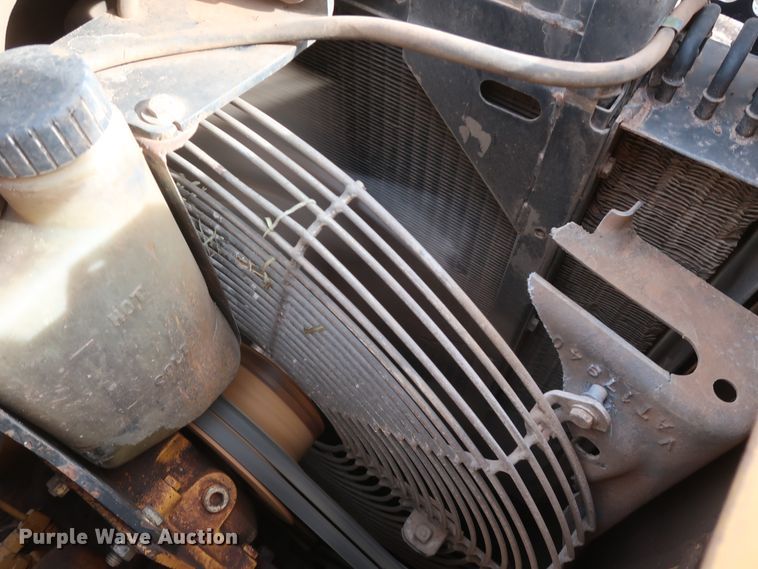 image for item GD9944 1993 John Deere 650G TC dozer