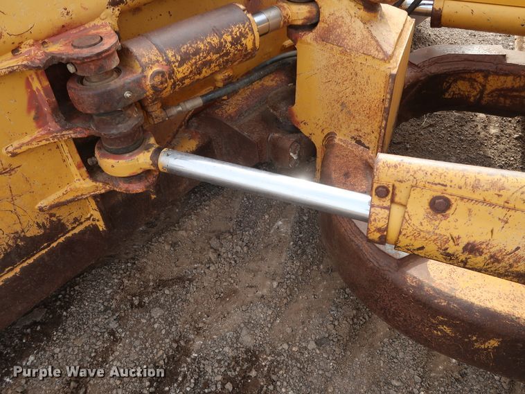 image for item GD9944 1993 John Deere 650G TC dozer