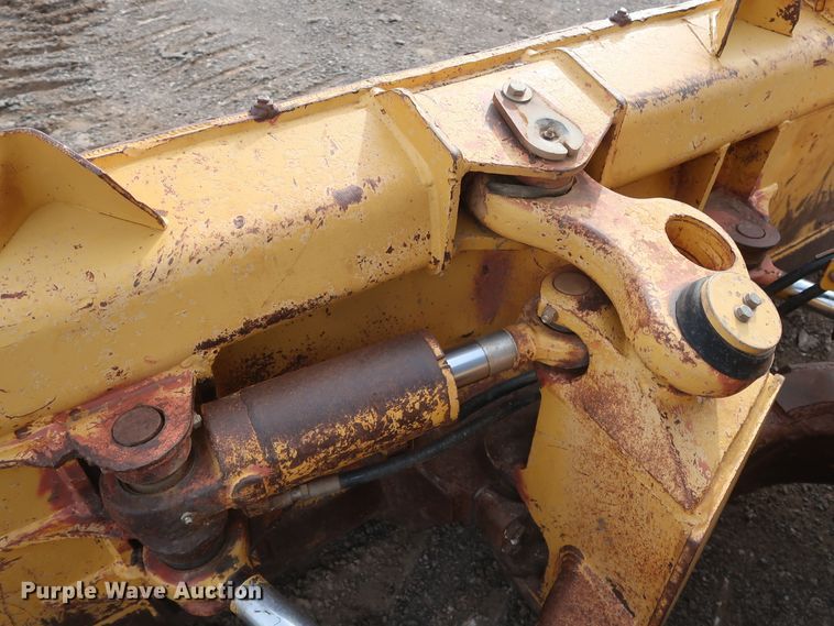 image for item GD9944 1993 John Deere 650G TC dozer