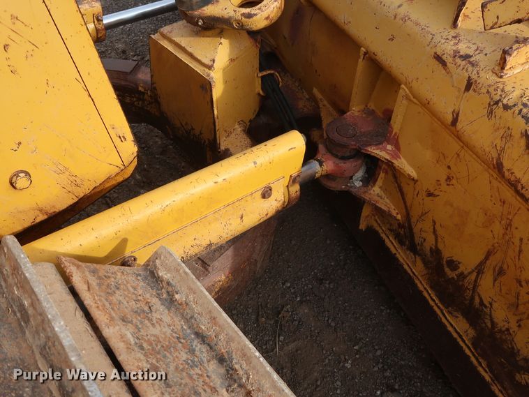 image for item GD9944 1993 John Deere 650G TC dozer