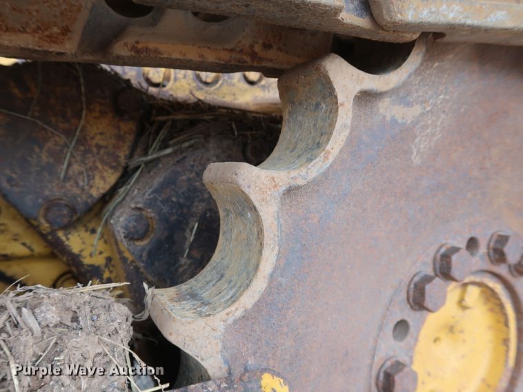 image for item GD9944 1993 John Deere 650G TC dozer