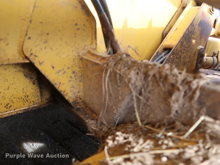 image for item GD9944 1993 John Deere 650G TC dozer