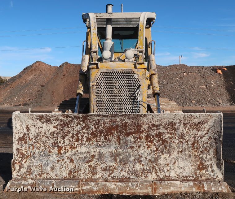 image for item GD9945 1984 Caterpillar D6D dozer