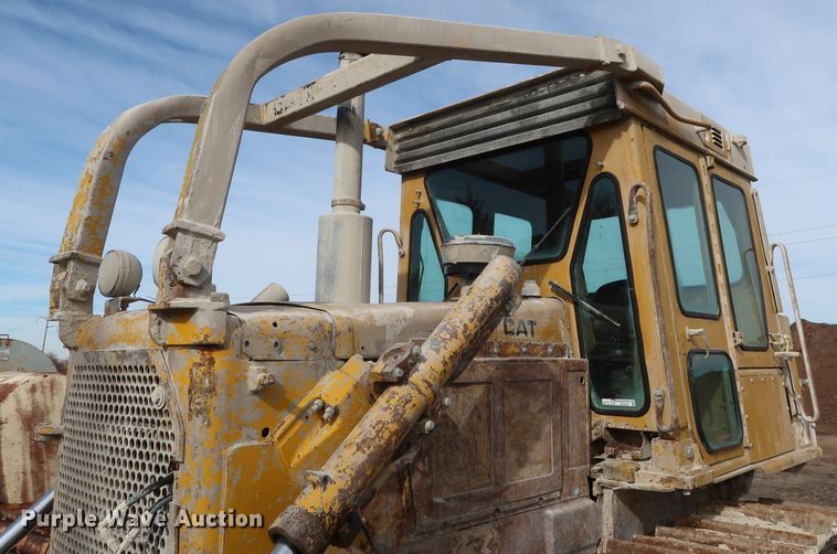 image for item GD9945 1984 Caterpillar D6D dozer