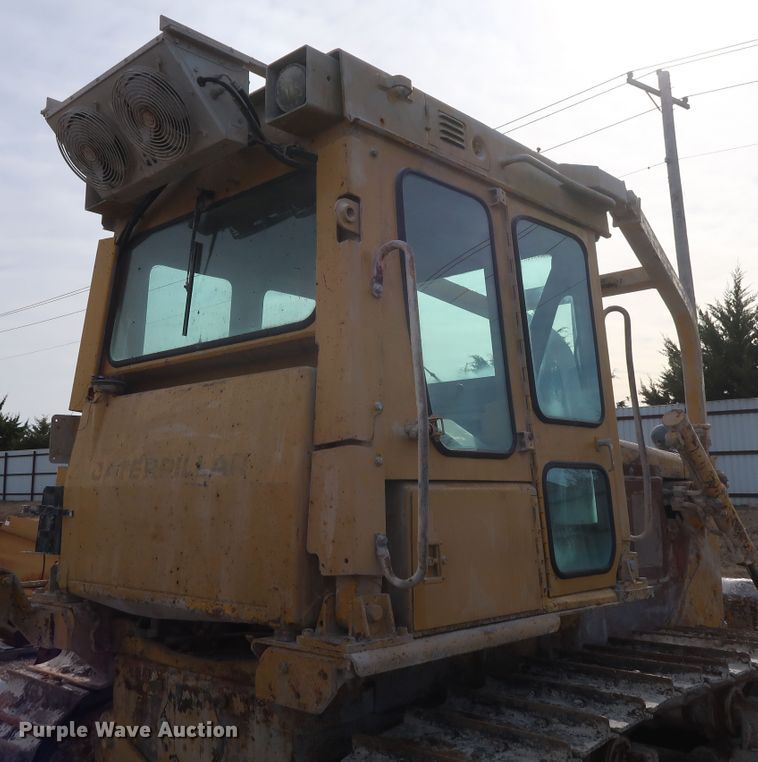 image for item GD9945 1984 Caterpillar D6D dozer