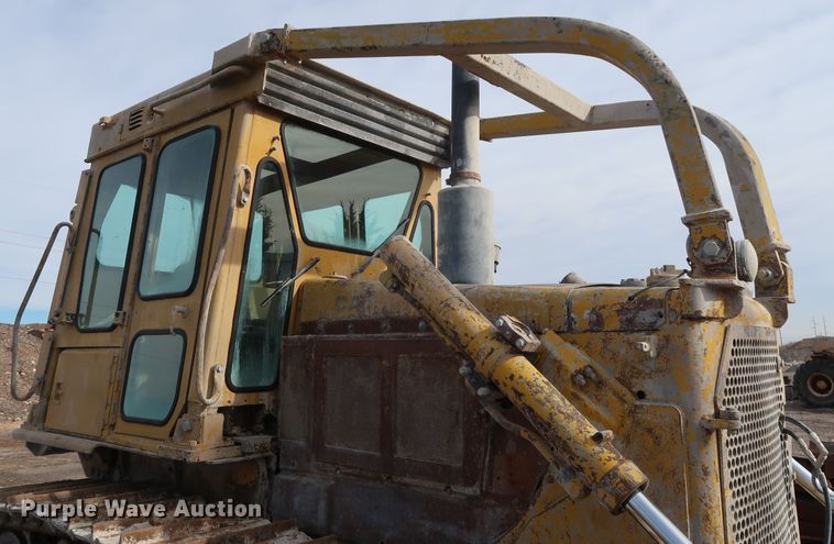 image for item GD9945 1984 Caterpillar D6D dozer