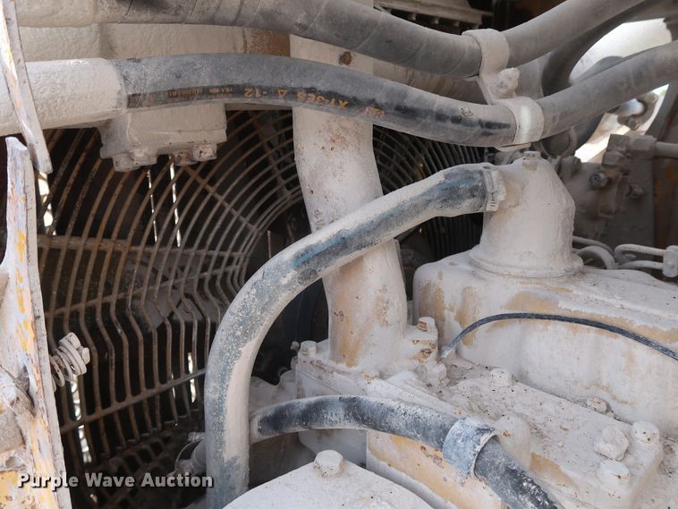 image for item GD9945 1984 Caterpillar D6D dozer