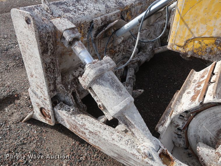 image for item GD9945 1984 Caterpillar D6D dozer