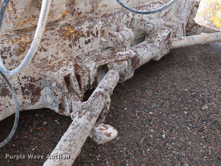 image for item GD9945 1984 Caterpillar D6D dozer