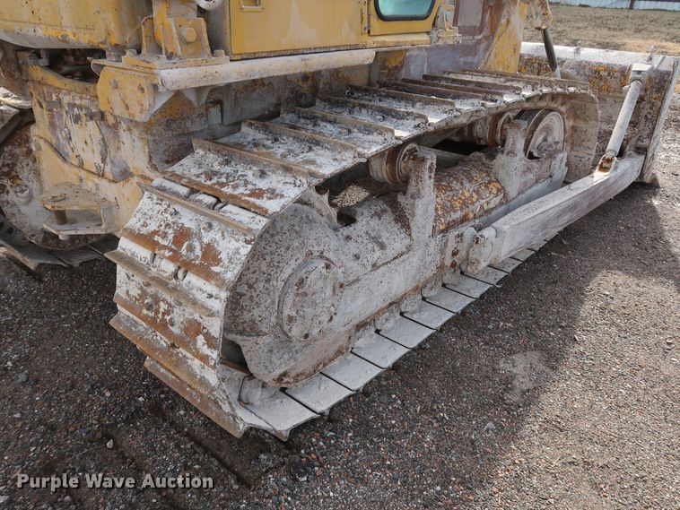 image for item GD9945 1984 Caterpillar D6D dozer