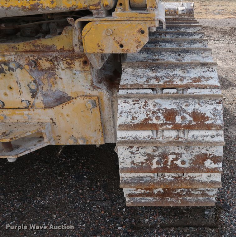 image for item GD9945 1984 Caterpillar D6D dozer