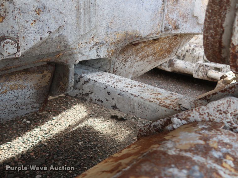 image for item GD9945 1984 Caterpillar D6D dozer