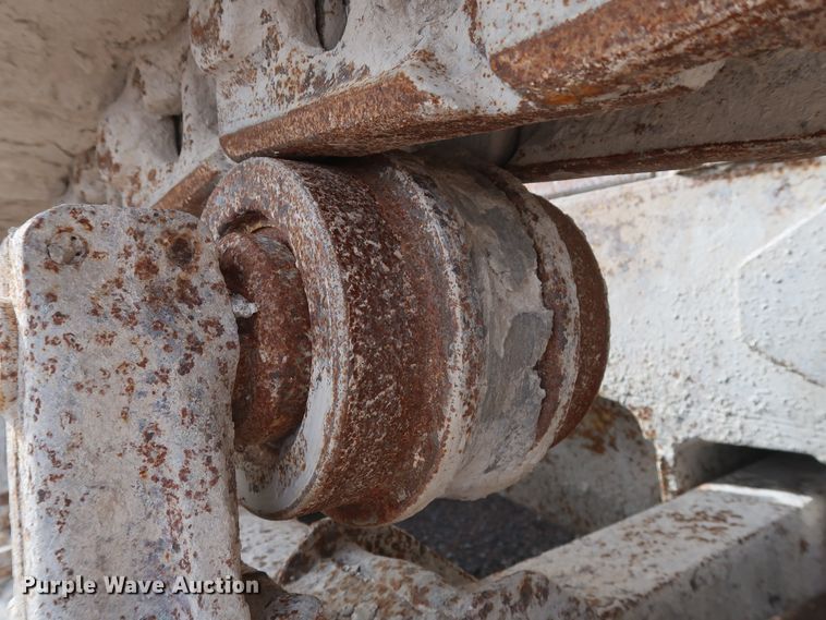 image for item GD9945 1984 Caterpillar D6D dozer