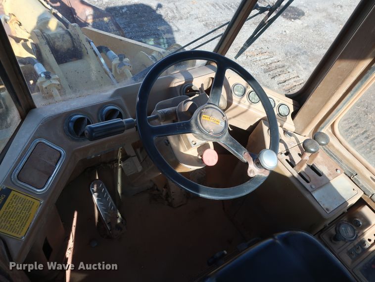 image for item GD9946 1989 Caterpillar 936E wheel loader