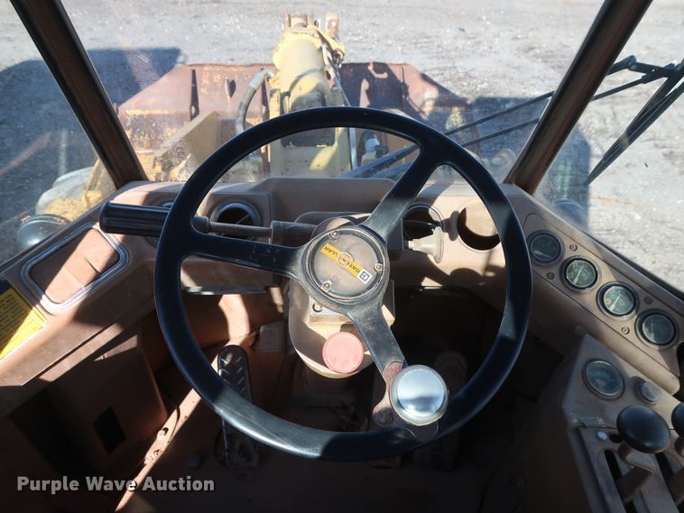image for item GD9946 1989 Caterpillar 936E wheel loader
