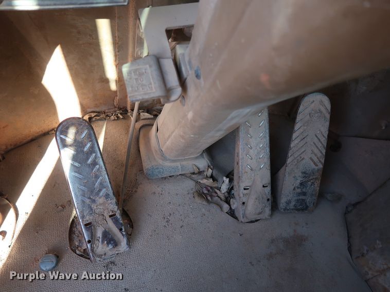 image for item GD9946 1989 Caterpillar 936E wheel loader