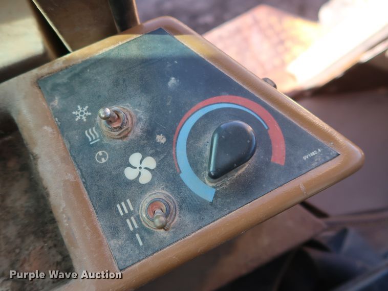 image for item GD9946 1989 Caterpillar 936E wheel loader