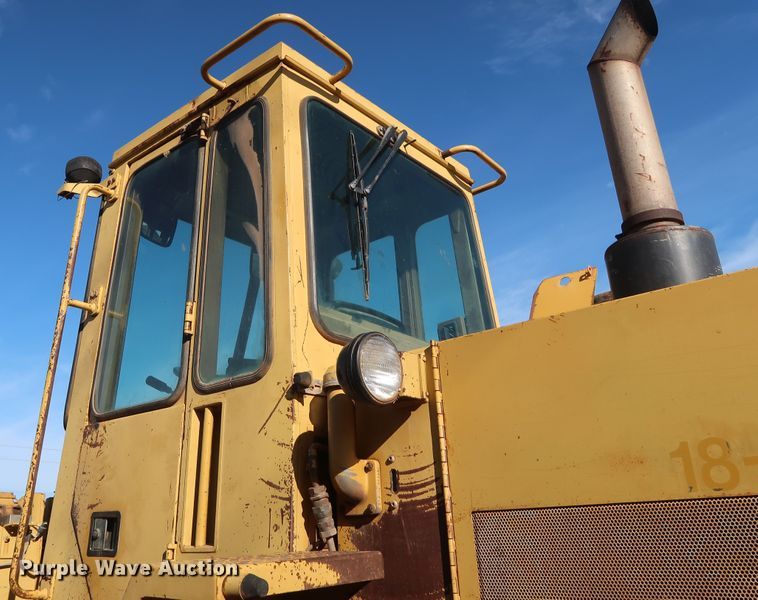 image for item GD9946 1989 Caterpillar 936E wheel loader