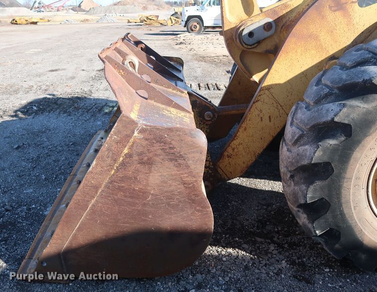 image for item GD9946 1989 Caterpillar 936E wheel loader