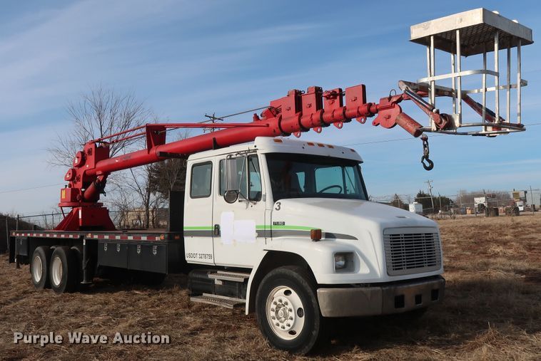 image for item GD9961 2002 Freightliner FL80 crane truck