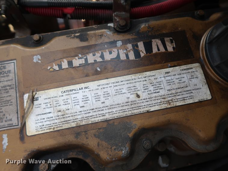 image for item GD9961 2002 Freightliner FL80 crane truck