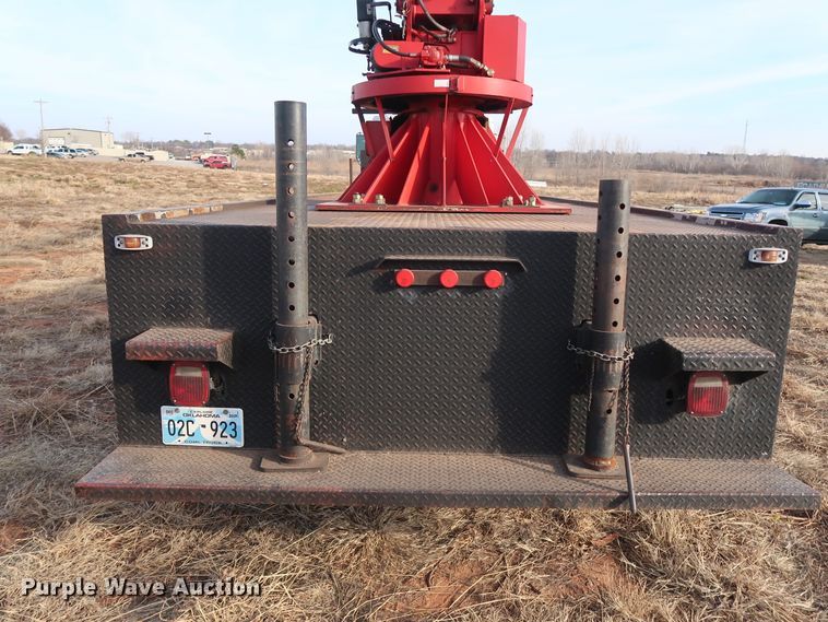 image for item GD9961 2002 Freightliner FL80 crane truck