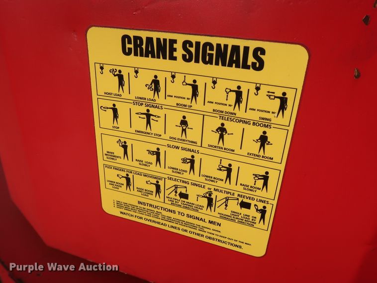 image for item GD9961 2002 Freightliner FL80 crane truck