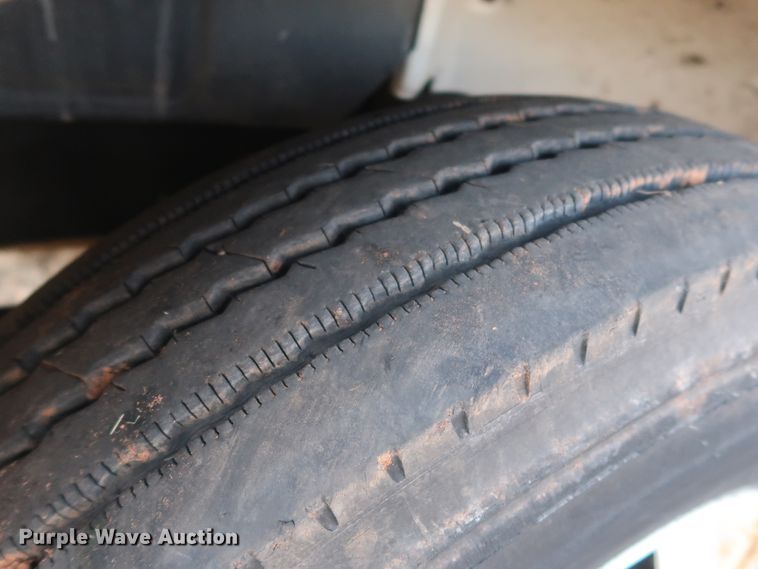 image for item GD9961 2002 Freightliner FL80 crane truck