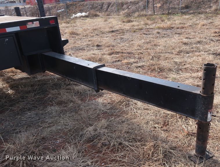 image for item GD9961 2002 Freightliner FL80 crane truck