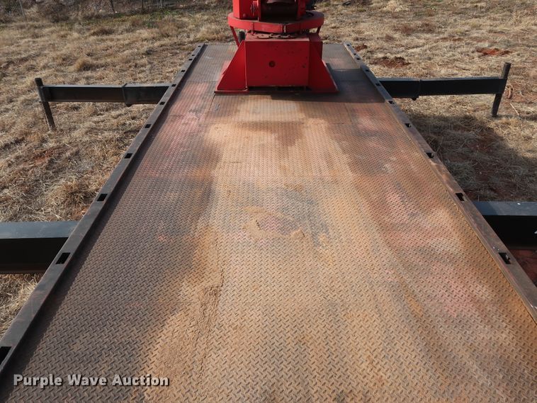 image for item GD9961 2002 Freightliner FL80 crane truck