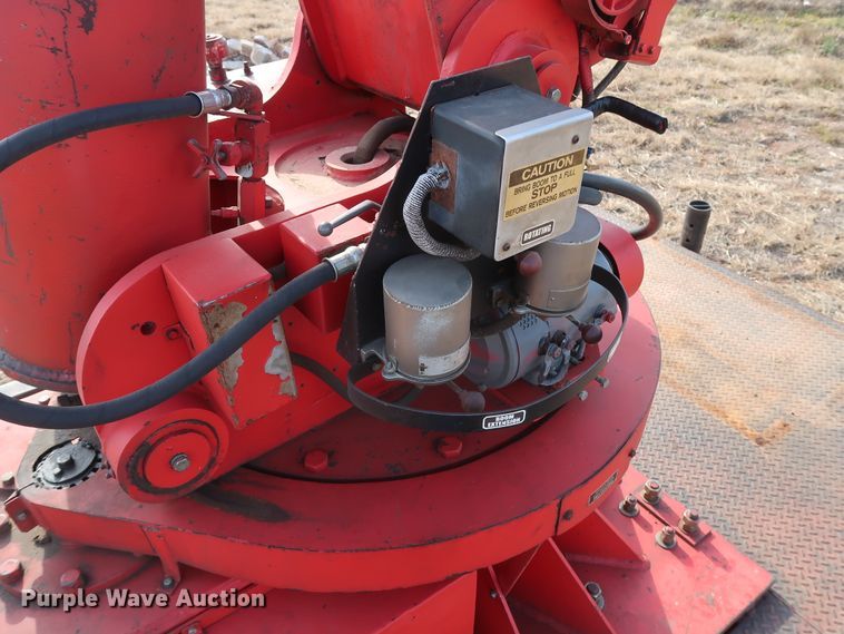 image for item GD9961 2002 Freightliner FL80 crane truck