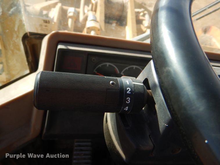 image for item GE9577 1995 Caterpillar 938F wheel loader