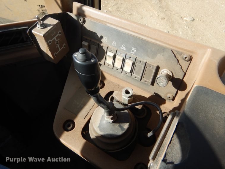 image for item GE9577 1995 Caterpillar 938F wheel loader