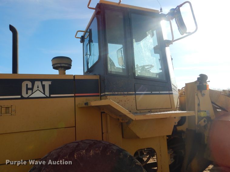 image for item GE9577 1995 Caterpillar 938F wheel loader