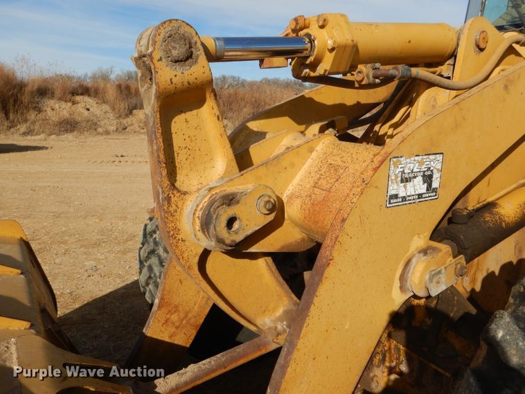 image for item GE9577 1995 Caterpillar 938F wheel loader