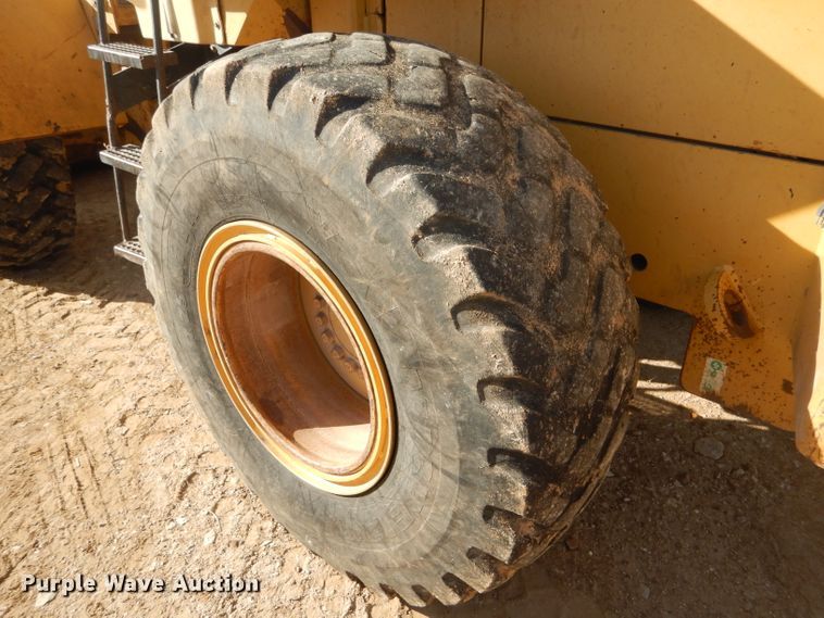image for item GE9577 1995 Caterpillar 938F wheel loader