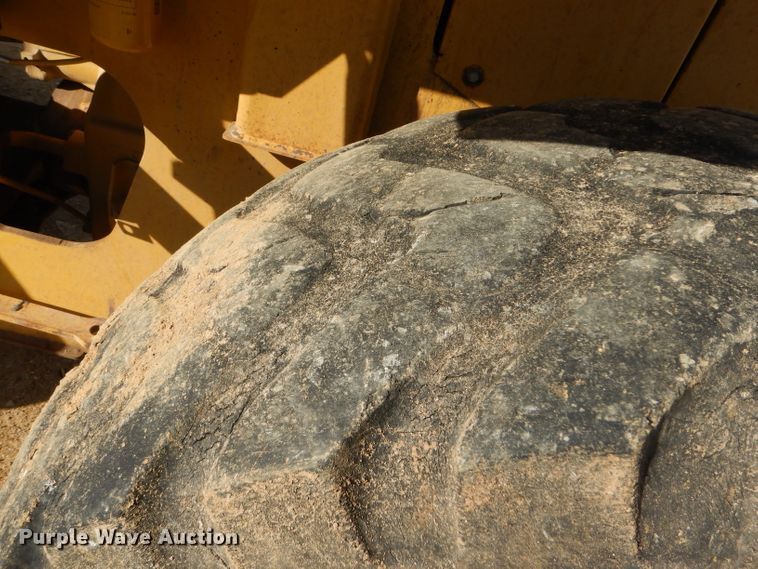 image for item GE9577 1995 Caterpillar 938F wheel loader