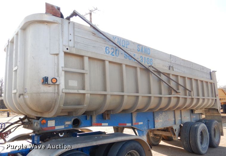 image for item GE9583 1979 Fruehauf end dump trailer