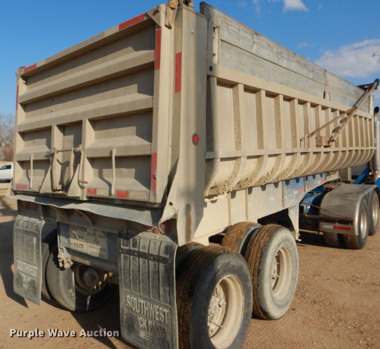 image for item GE9583 1979 Fruehauf end dump trailer