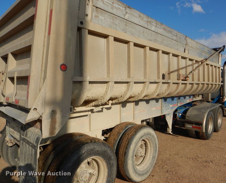 image for item GE9583 1979 Fruehauf end dump trailer